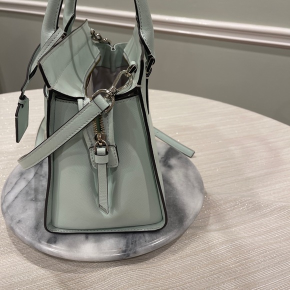 Kate Spade Green Shoulder Bag with Leather Finish - Picture 3 of 9